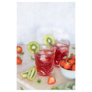 Kiwi strawberry fruit tea